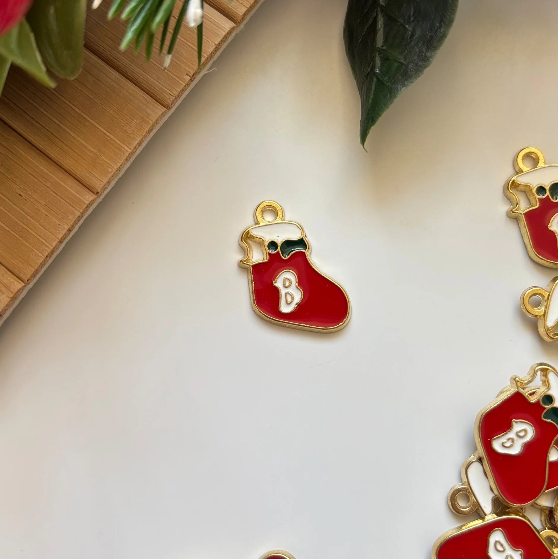 B Harfi Noel Çorabı