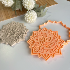 Mandala Lotus Seramik Karo Kalıbı – 15 cm Kesici ve Damga Seti