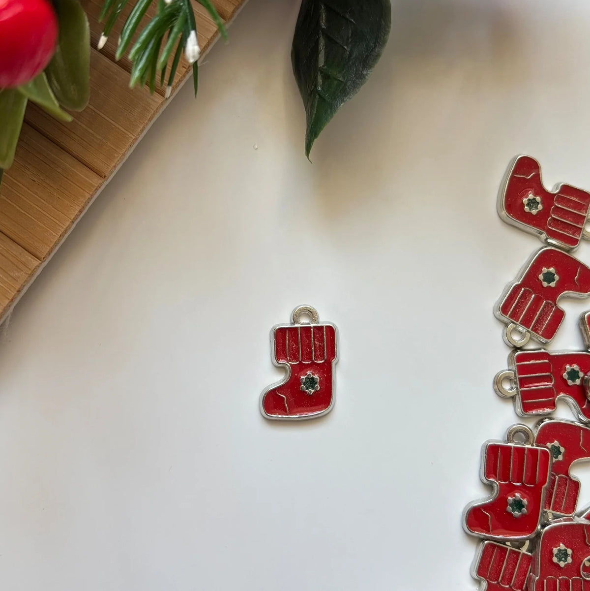 Kırmızı Noel Çorabı