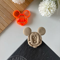 Gülen Mickey Mouse