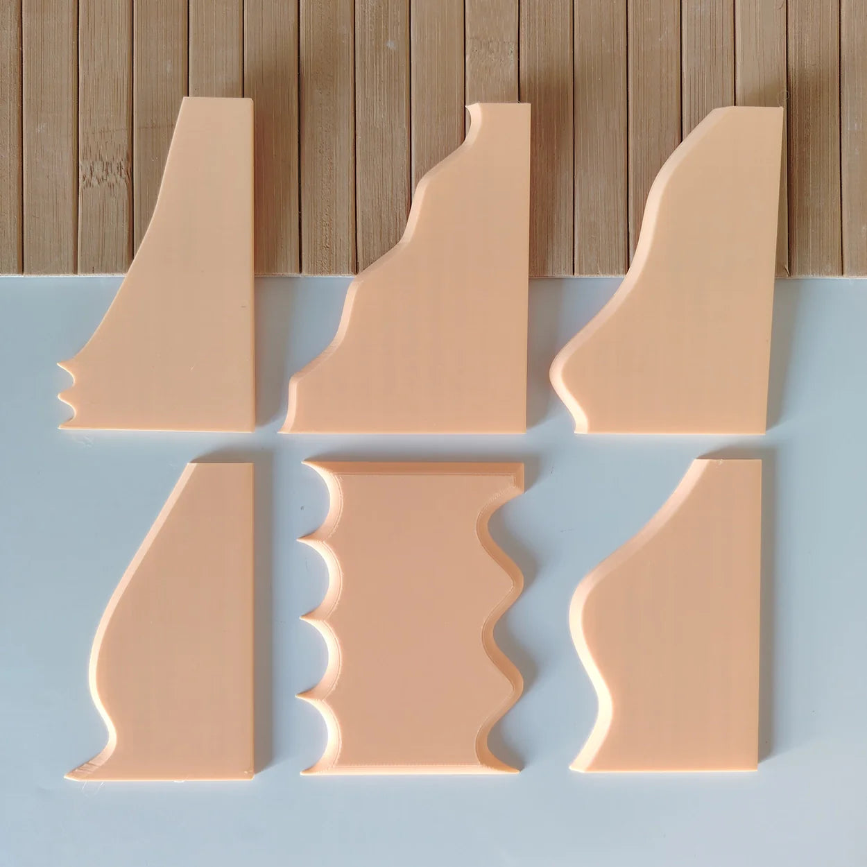 plastic-pottery-rib-tool-for-wheel-throwing-and-shaping-clay (1)