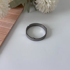 Metal Üçayak Yuvarlak Seramik Sır Ayağı 4,5 cm – 1280 °C